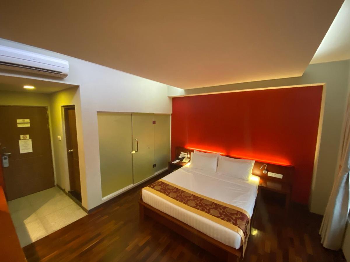 My Dream Hotel Yangon Exterior photo